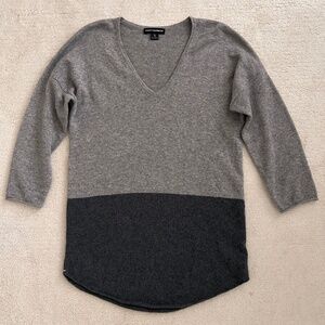 State Cashmere sweater size small